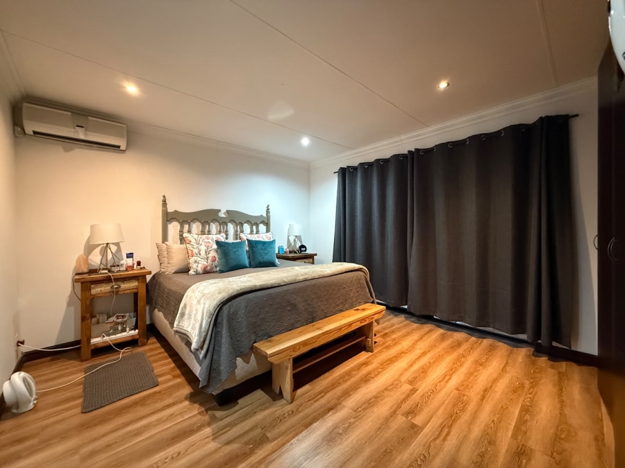 3 Bedroom Property for Sale in Safari Gardens North West